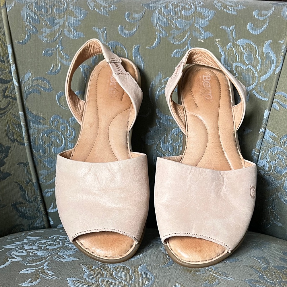 Born leather Sandals